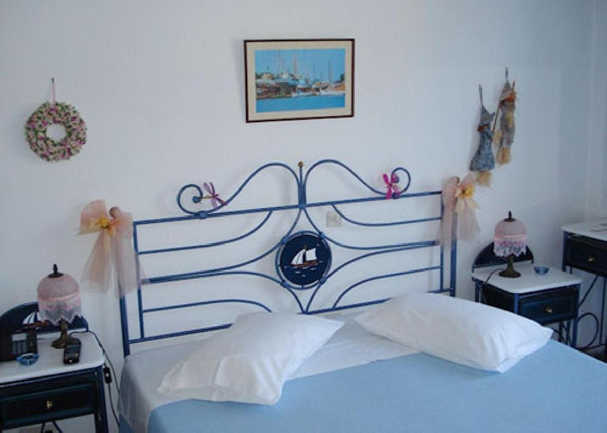 Aparthotel Meltemi Mpatsi Esterno foto