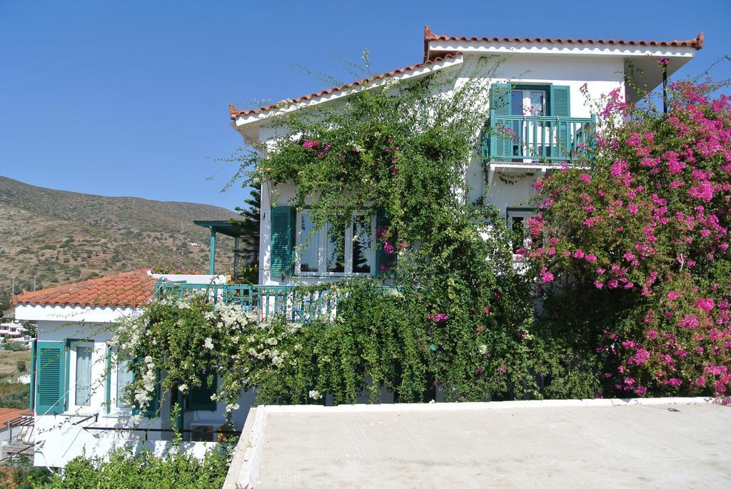 Aparthotel Meltemi Mpatsi Esterno foto