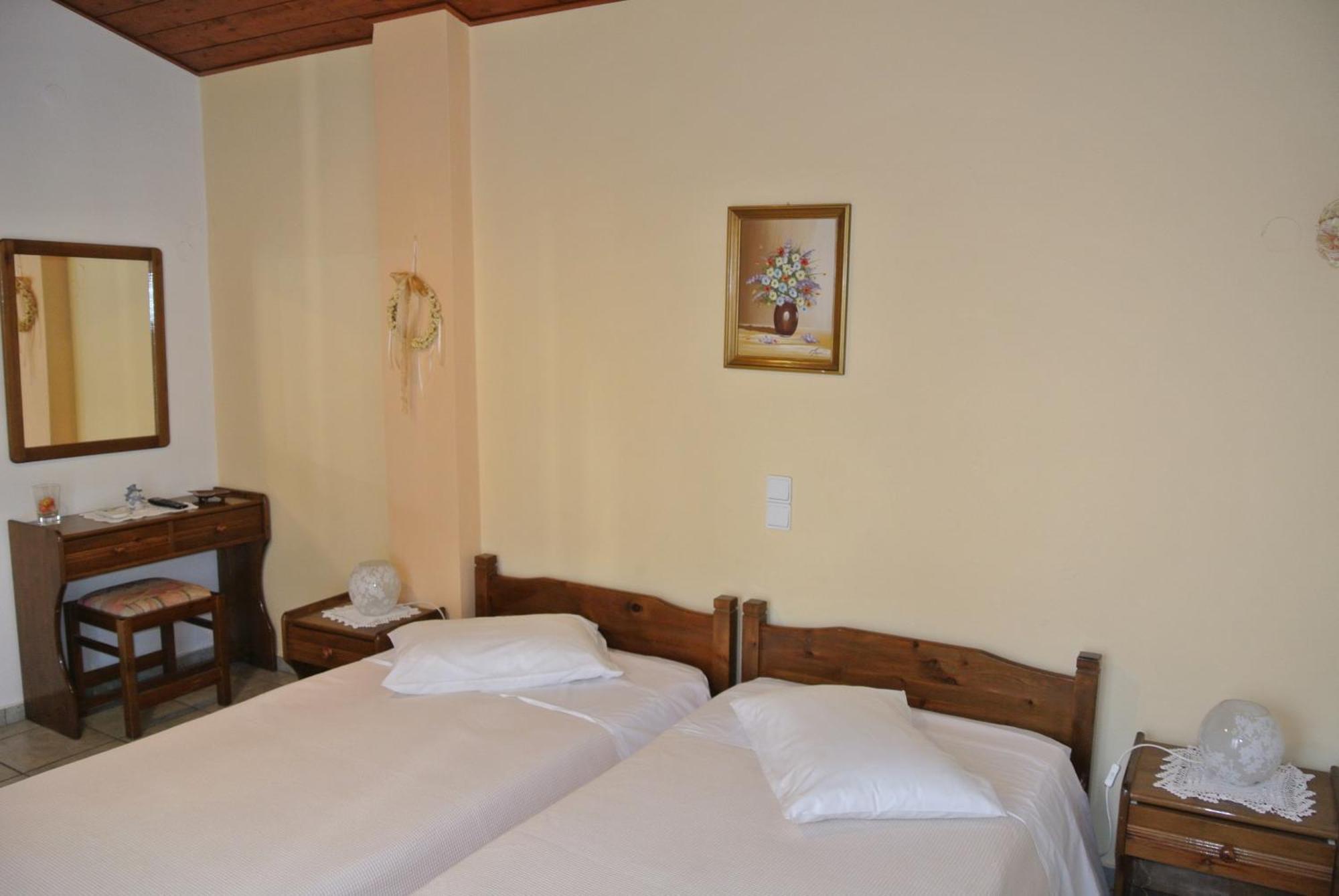 Aparthotel Meltemi Mpatsi Esterno foto